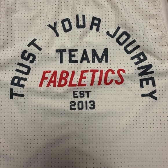 Fabletics White Mesh Muscle Tee - Picture 3 of 3